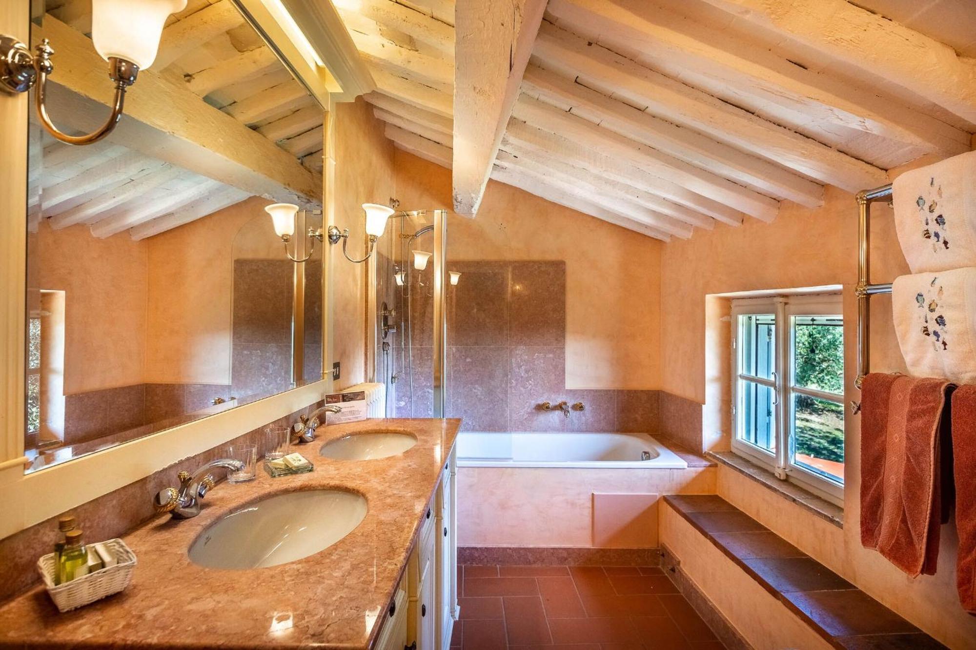 Villa Igea By Salogi Villas Mastiano ภายนอก รูปภาพ